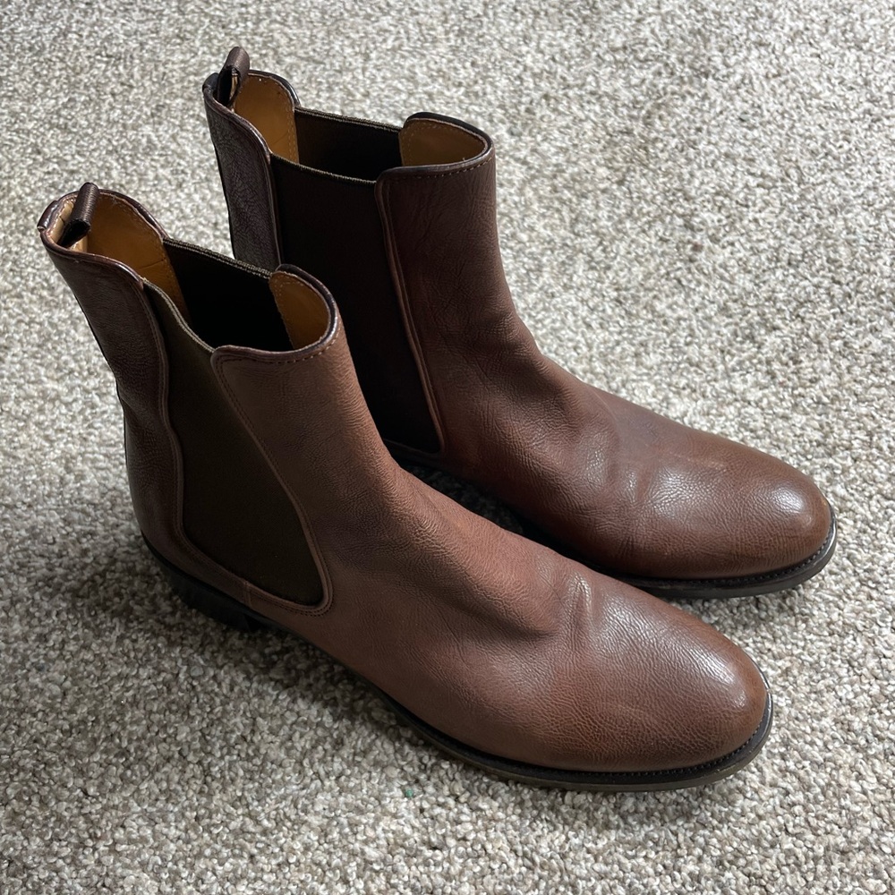 Prada Slip On Chelsea Brown Ankle Boots Size 38 US W8 Classic Almond Toe Leather